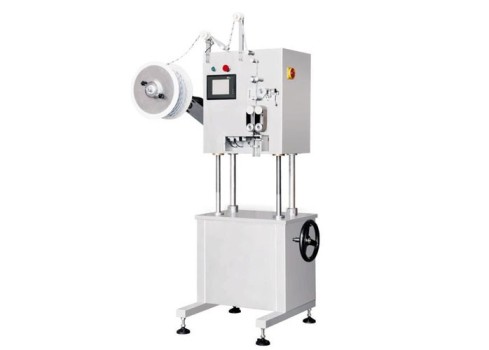 Automatic desiccant inserter